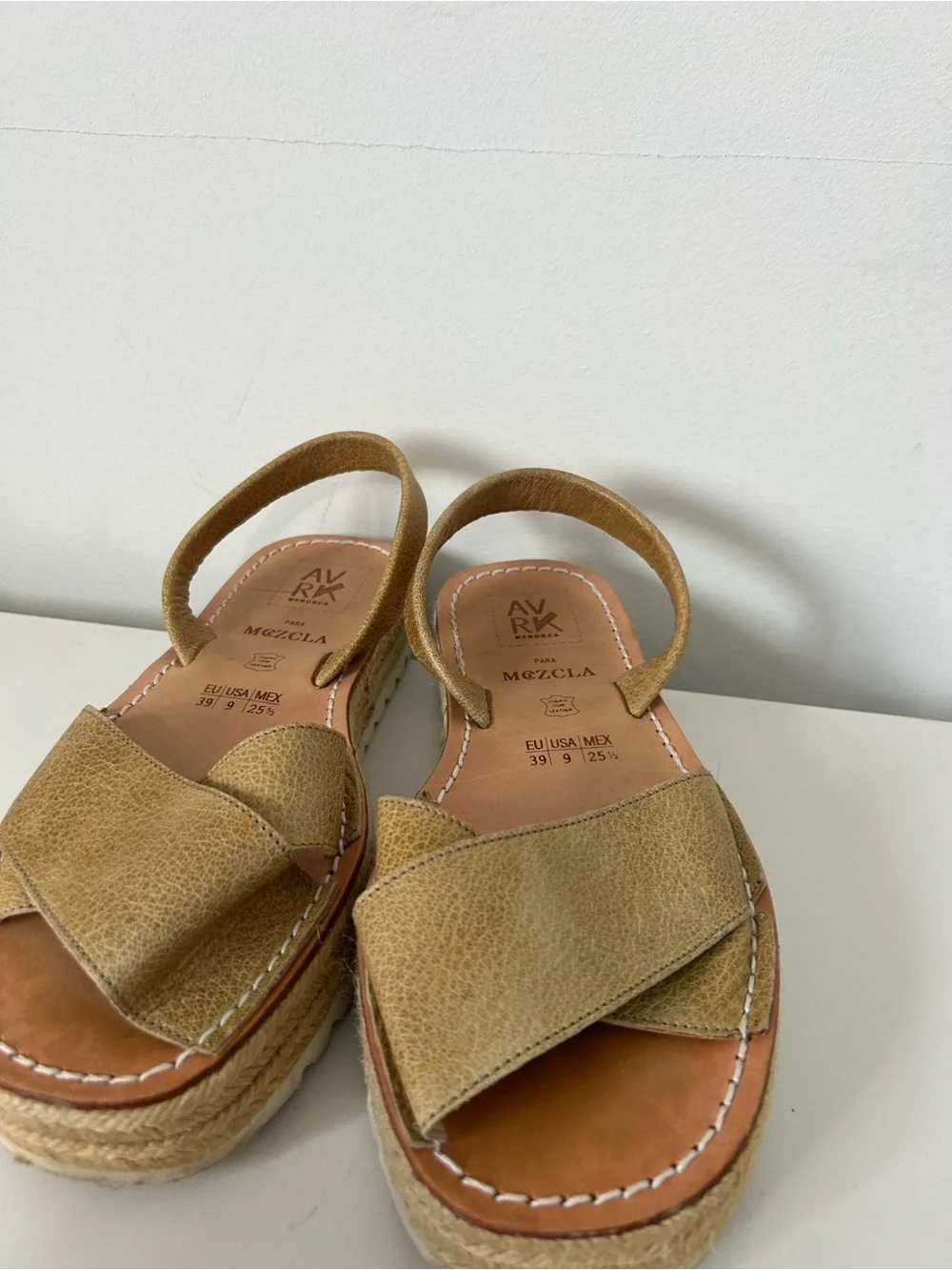 AVRK Avaraca Mezcla Espadrille Platform Leather Sandals Size 9 boho beach chic